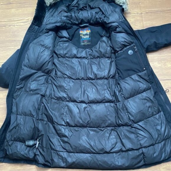 Aritzia TNA The Bancroft Black Down Filled‎ Slim Fit Parka Women's Size XS - Picture 3 of 16